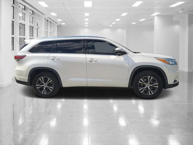 2016 Toyota Highlander XLE V6