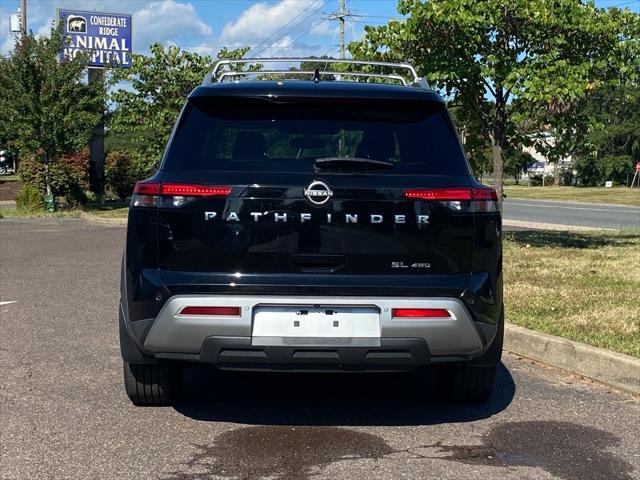2022 Nissan Pathfinder SL 4WD