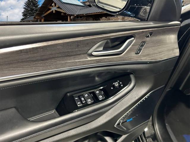 2022 Jeep Grand Cherokee Overland