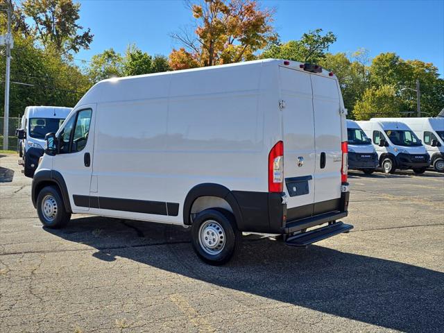 2025 RAM ProMaster 1500 Cargo Van Tradesman High Roof 136 WB w/Pass Seat 2025 RAM ProMaster 1500 Cargo Van Tradesman High Roof 136 WB w/Pass Seat