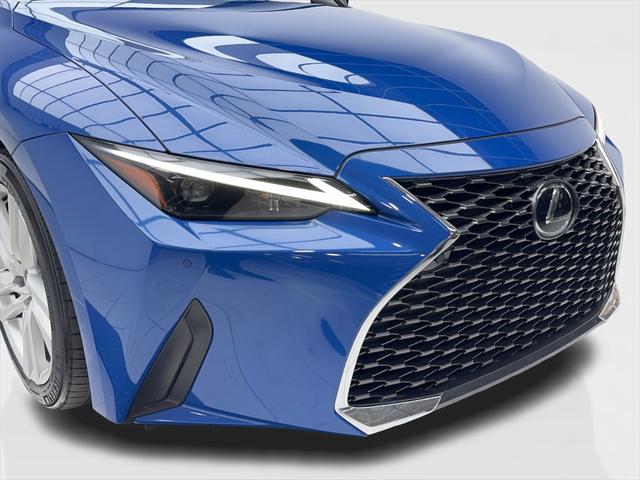 2024 Lexus IS 300 300