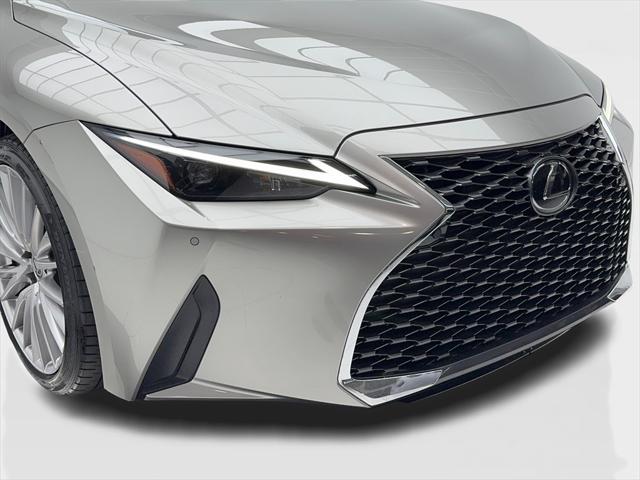 2023 Lexus IS 300 300