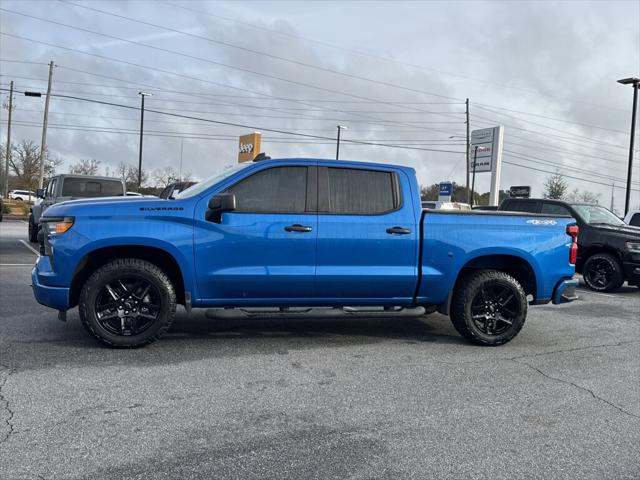 2022 Chevrolet Silverado 1500 4WD Crew Cab Short Bed Custom 2022 Chevrolet Silverado 1500 4WD Crew Cab Short Bed Custom