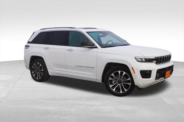 2022 Jeep Grand Cherokee Overland 4x4 2022 Jeep Grand Cherokee Overland 4x4