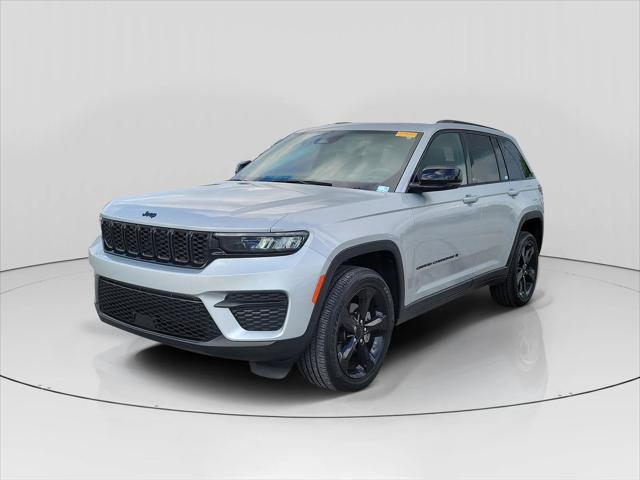 2023 Jeep Grand Cherokee Altitude X 4x4 2023 Jeep Grand Cherokee Altitude X 4x4