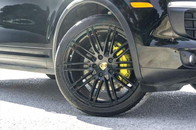 2018 Porsche Cayenne Base