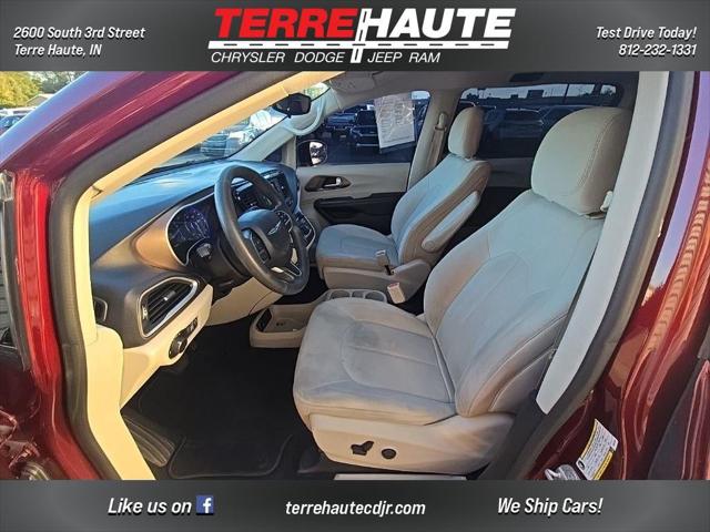 2017 Chrysler Pacifica LX