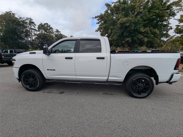 2025 RAM 2500 Big Horn Crew Cab 4x4 64 Box