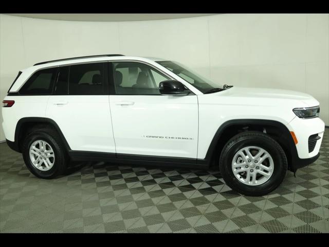2023 Jeep Grand Cherokee Laredo 4x4 2023 Jeep Grand Cherokee Laredo 4x4