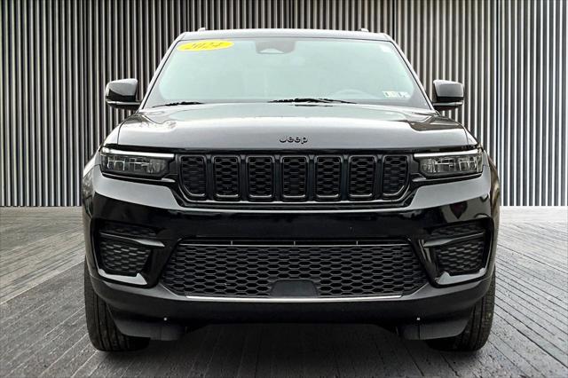 2024 Jeep Grand Cherokee Altitude 4x4 2024 Jeep Grand Cherokee Altitude 4x4