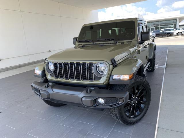 2025 Jeep Gladiator Nighthawk