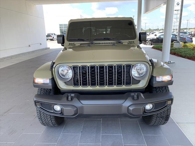 2025 Jeep Gladiator Nighthawk
