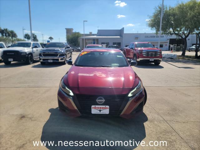 2023 Nissan Altima SR VC-Turbo FWD