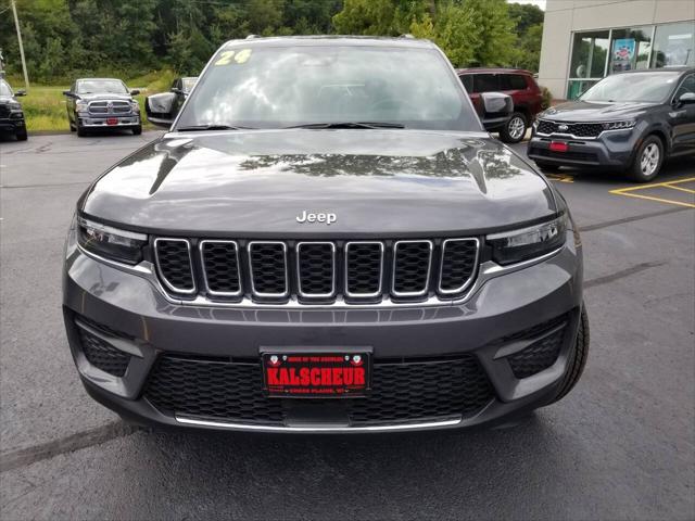 2024 Jeep Grand Cherokee Laredo 4x4