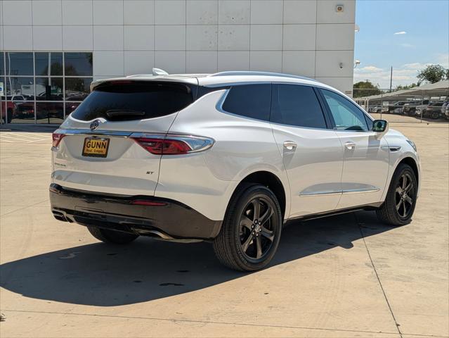 2023 Buick Enclave Essence FWD