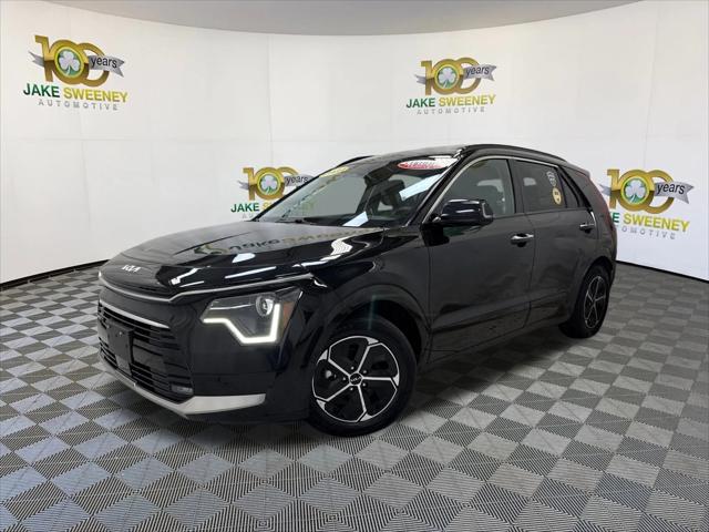 2023 Kia Niro SX 2023 Kia Niro SX