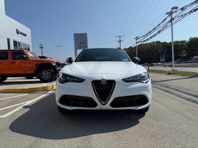 2024 Alfa Romeo Stelvio Ti AWD 2024 Alfa Romeo Stelvio Ti AWD