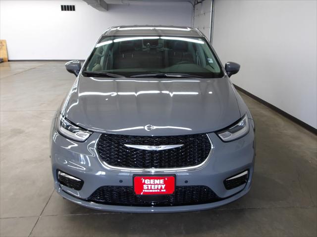 2023 Chrysler Pacifica Hybrid Touring L 2023 Chrysler Pacifica Hybrid Touring L