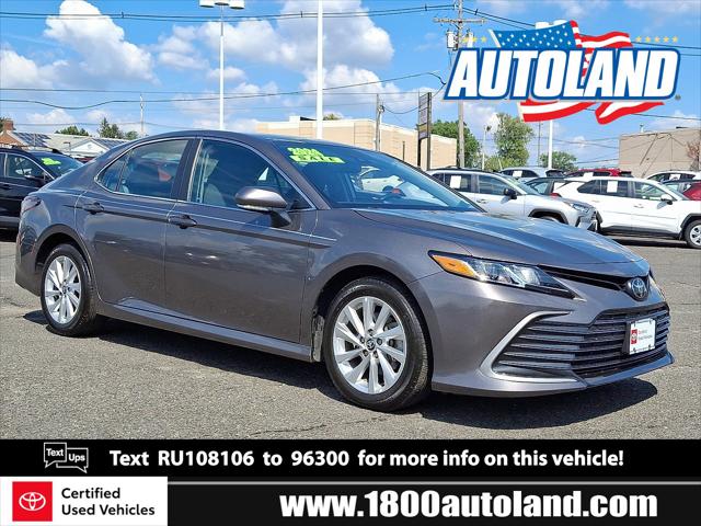 2024 Toyota Camry LE
