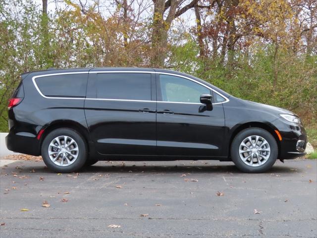 2026 Chrysler Pacifica PACIFICA SELECT AWD 2026 Chrysler Pacifica PACIFICA SELECT AWD