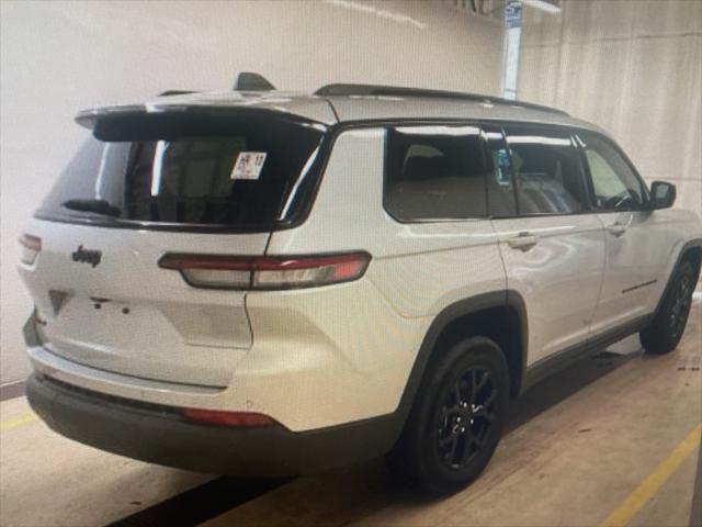 2024 Jeep Grand Cherokee L Altitude 4x4
