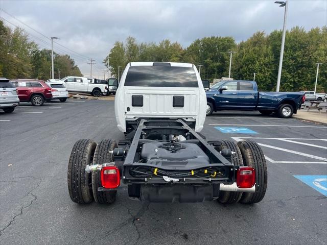 2025 RAM 3500 Chassis Tradesman/Big Horn 2025 RAM 3500 Chassis Tradesman/Big Horn