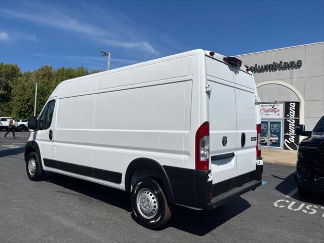 2025 RAM ProMaster 2500 Cargo Van Tradesman High Roof 159 WB w/Pass Seat