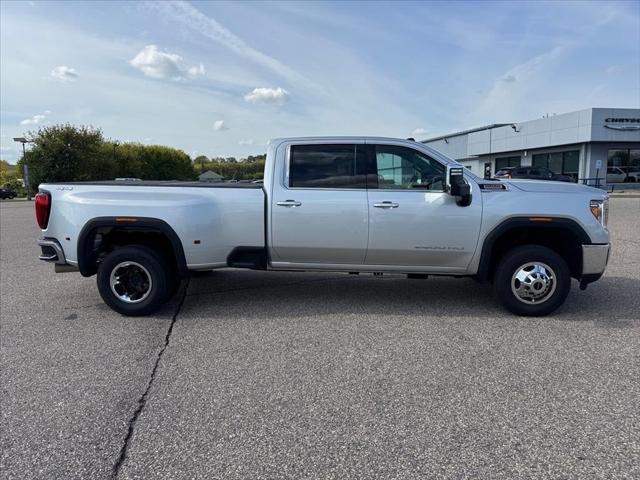 2022 GMC Sierra 3500HD 4WD Crew Cab Long Bed SLT
