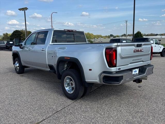 2022 GMC Sierra 3500HD 4WD Crew Cab Long Bed SLT