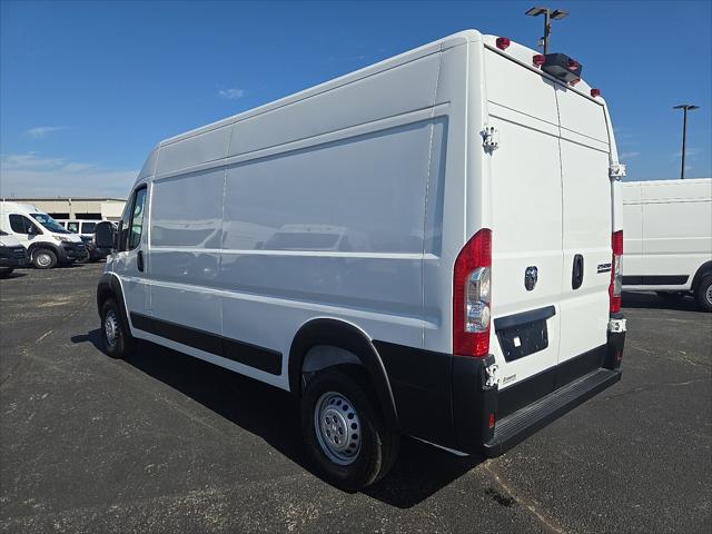 2025 RAM ProMaster 2500 Cargo Van Tradesman High Roof 159 WB w/Pass Seat