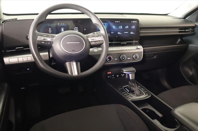 2025 Hyundai Kona SE