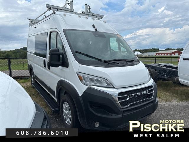 2025 RAM ProMaster 1500 Cargo Van SLT High Roof 136 WB