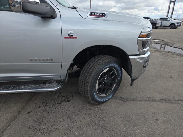 2026 RAM Ram 3500 RAM 3500 LARAMIE CREW CAB 4X4 8 BOX