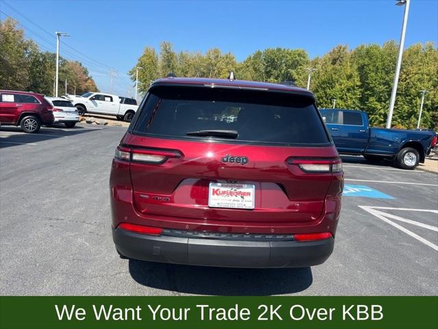 2022 Jeep Grand Cherokee L Altitude 4x4 2022 Jeep Grand Cherokee L Altitude 4x4