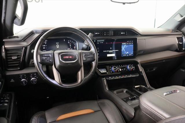 2024 GMC Sierra 2500HD 4WD Crew Cab Standard Bed AT4