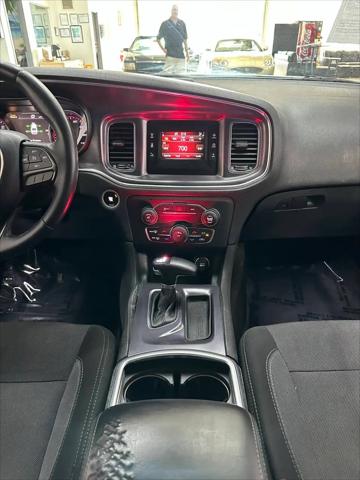 2015 Dodge Charger SE