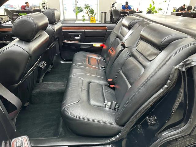 1998 Cadillac DeVille Standard