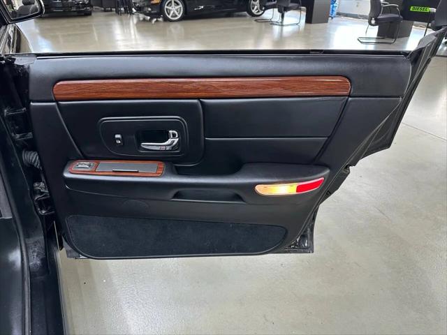 1998 Cadillac DeVille Standard