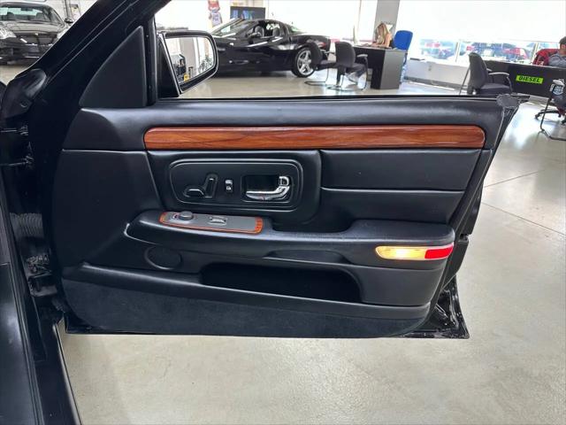 1998 Cadillac DeVille Standard