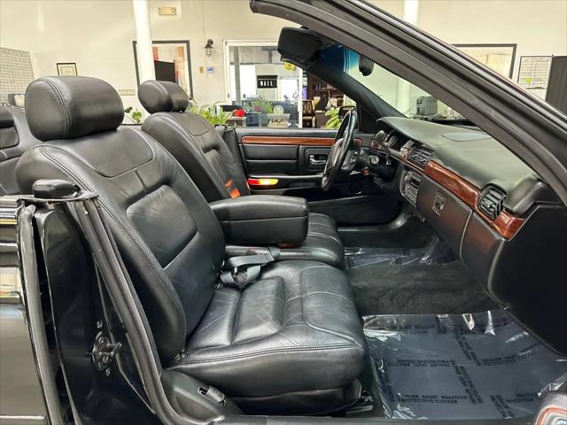 1998 Cadillac DeVille Standard