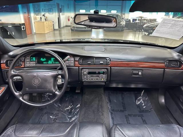 1998 Cadillac DeVille Standard