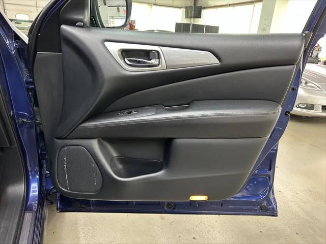 2020 Nissan Pathfinder SL 4WD