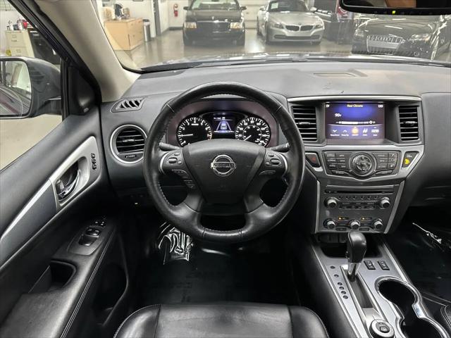 2020 Nissan Pathfinder SL 4WD