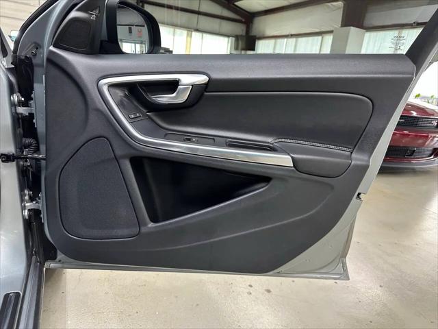 2018 Volvo V60 T5 Dynamic
