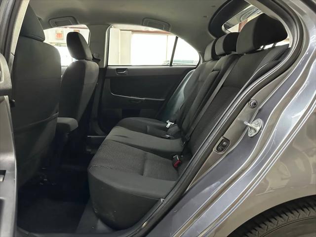 2011 Mitsubishi Lancer Sportback ES
