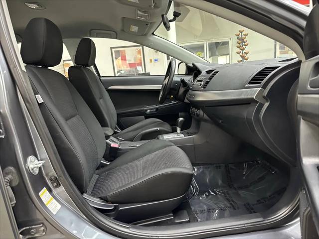 2011 Mitsubishi Lancer Sportback ES