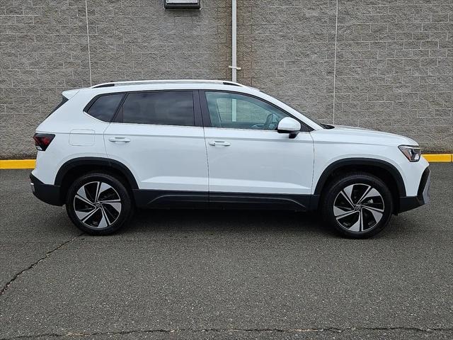 2026 Volkswagen Taos SE
