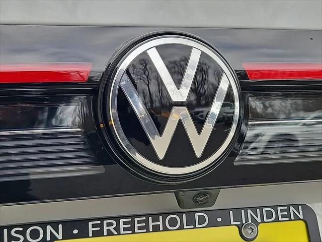 2026 Volkswagen Taos SE