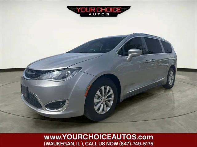 2018 Chrysler Pacifica Touring L for sale in Waukegan, IL