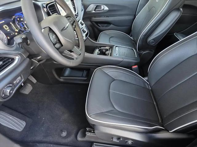 2026 Chrysler Pacifica Limited AWD